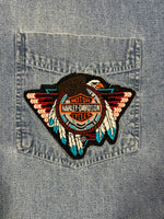 Lade das Bild in den Galerie-Viewer, Y2K BOOTLEG HARLEY DAVIDSON JEANS HEMD (L)
