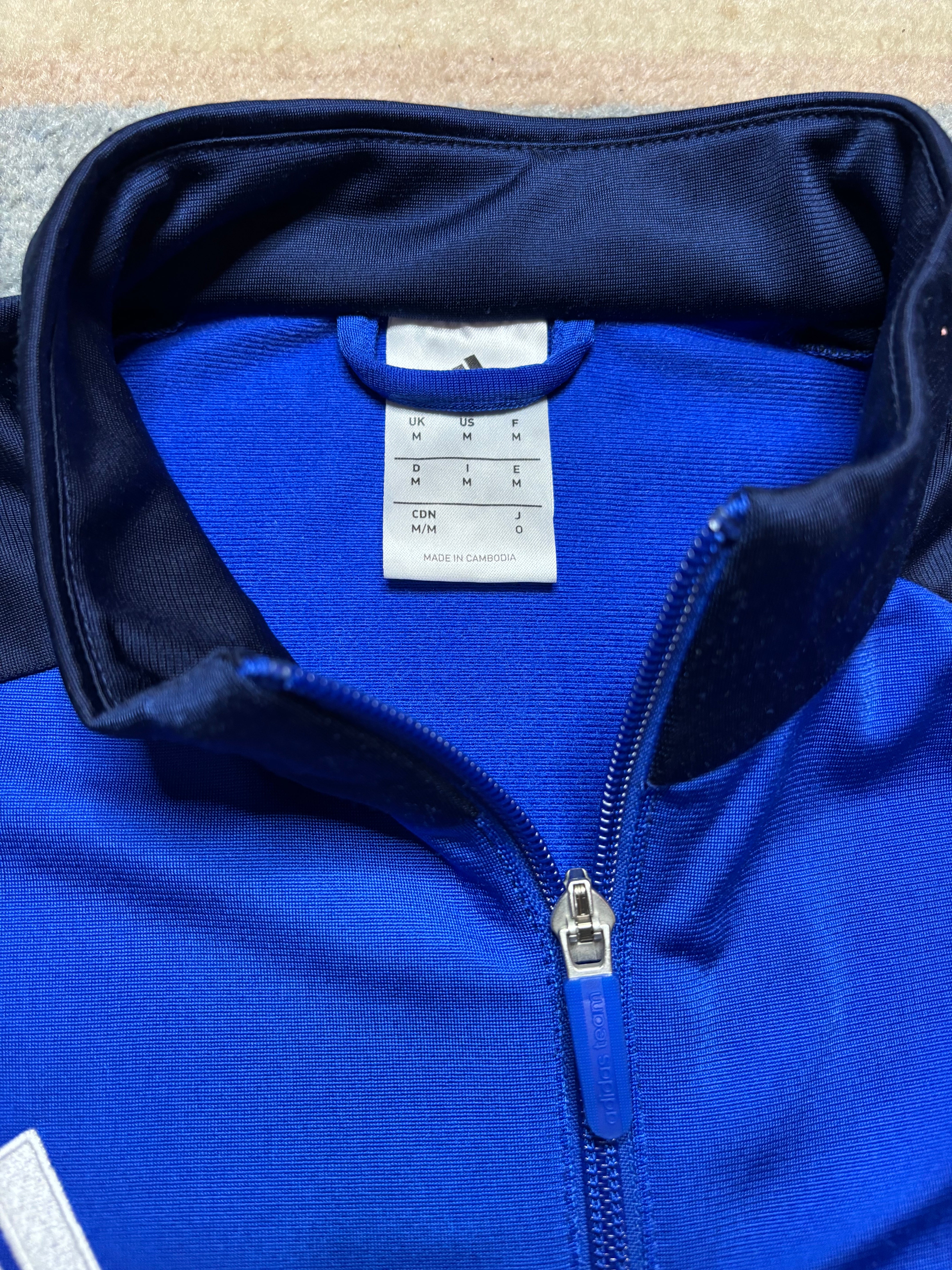 Y2K ADIDAS EMBROIDERED TRAININGSJACKE (M)