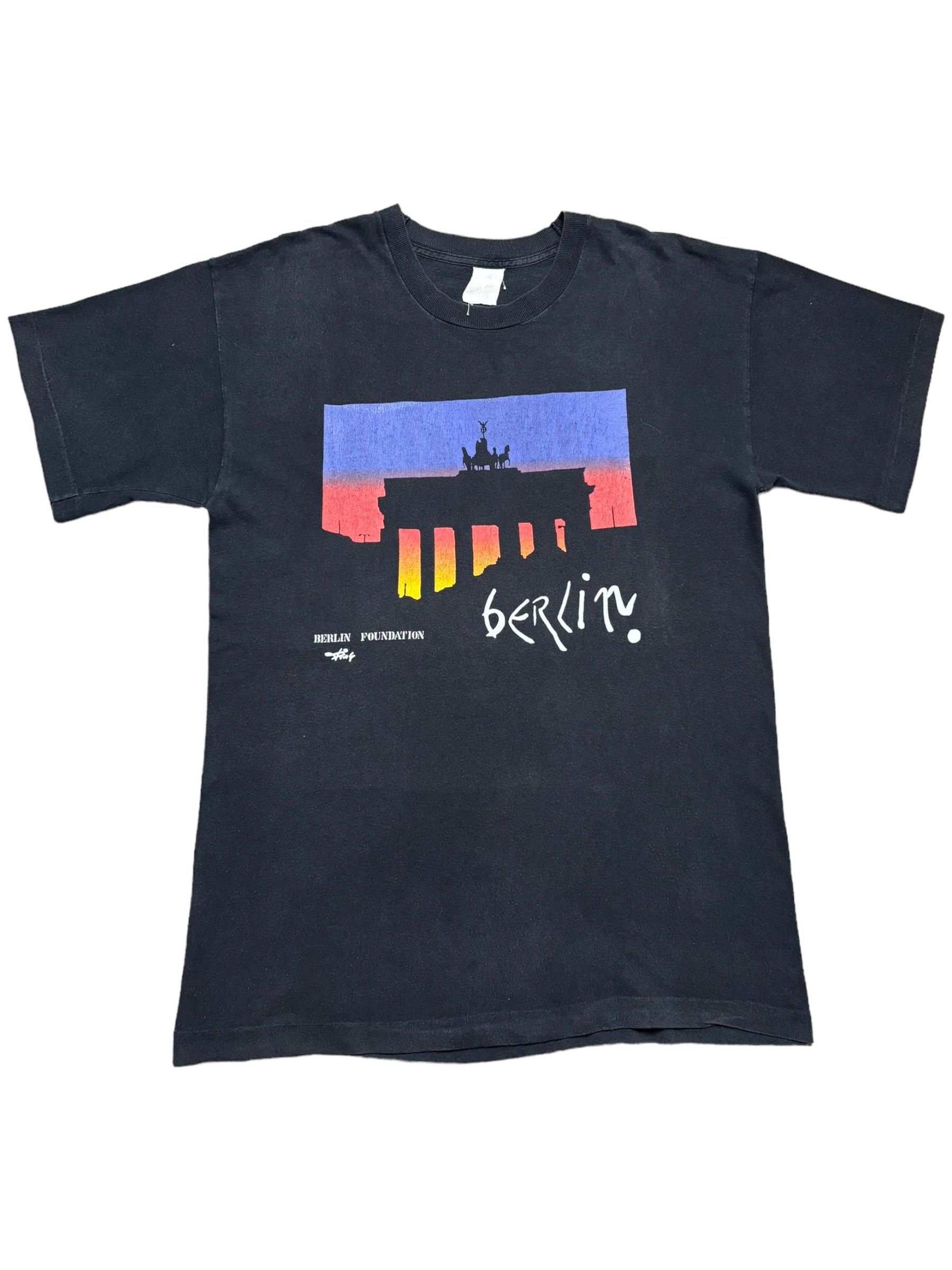 90s HANES BERLIN SINGLE STITCH GRAPHIC TEE (L)