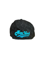 Lade das Bild in den Galerie-Viewer, NEW YORK EMBROIDERED CAP (L)
