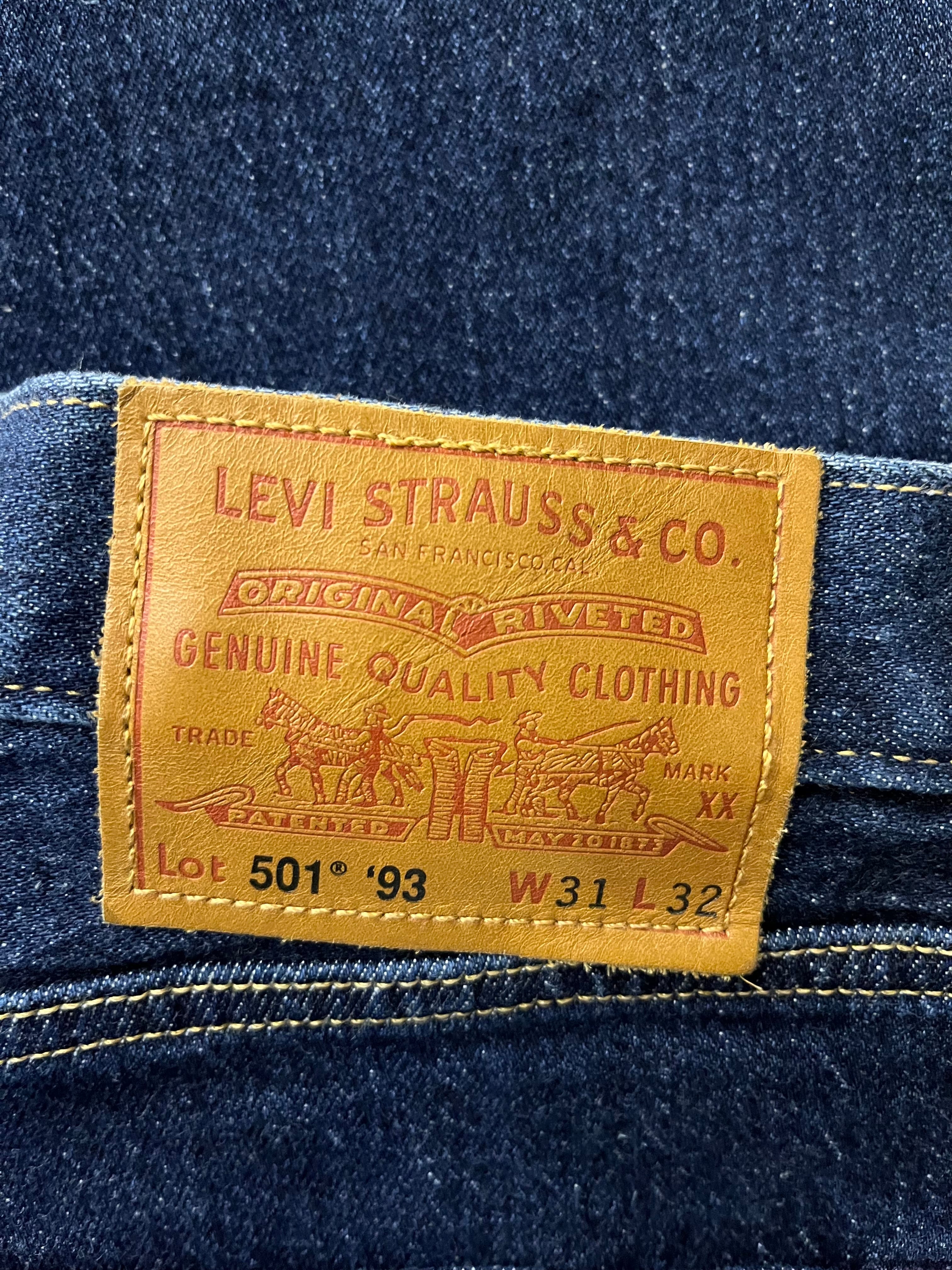 LEVIS 501 JEANS (31/32)