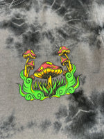 Lade das Bild in den Galerie-Viewer, A-LAB GRAPHIC MUSHROOM TEE (S)
