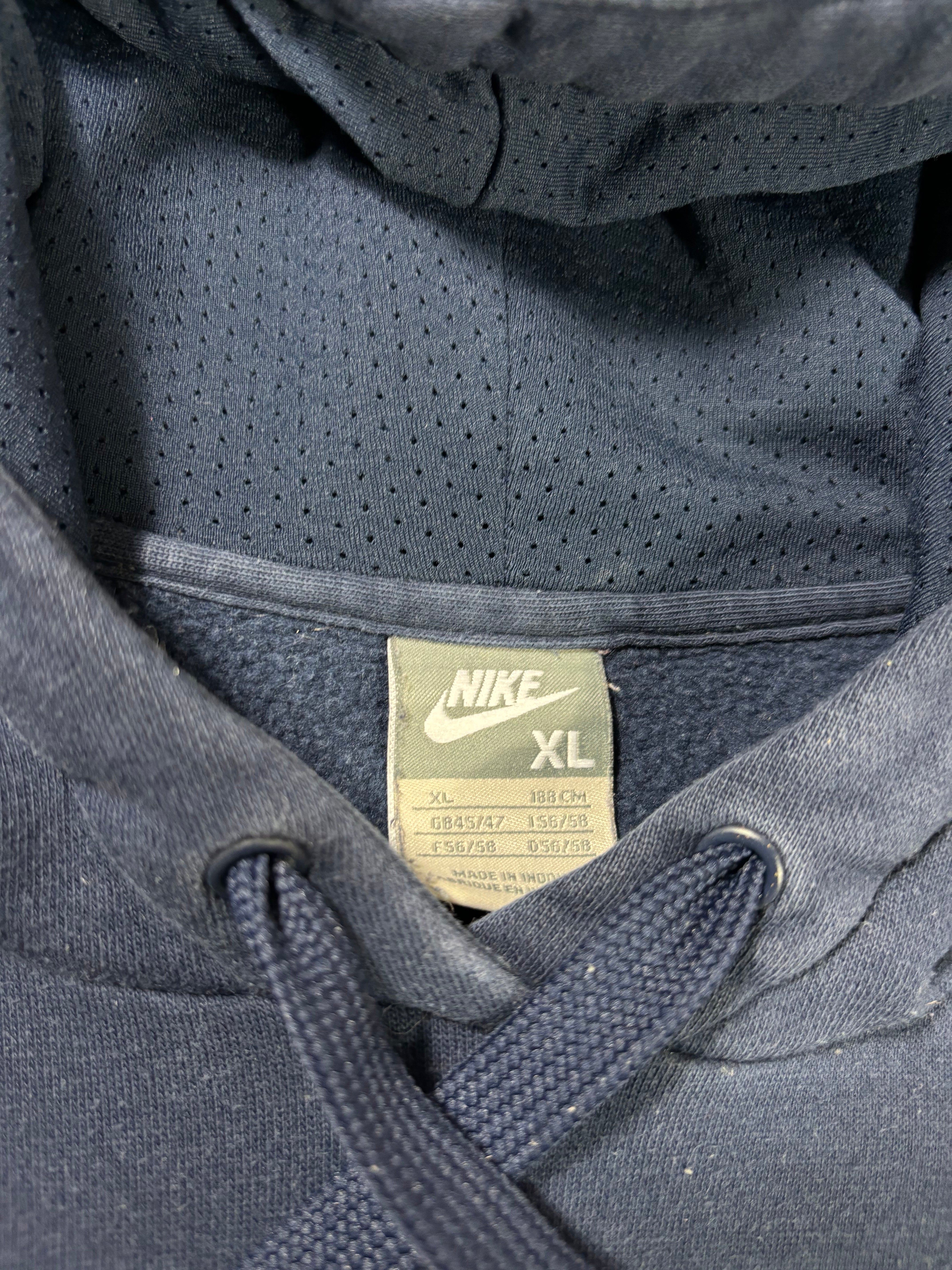 NIKE EMBROIDERED SPELL OUT HOODIE (XL)